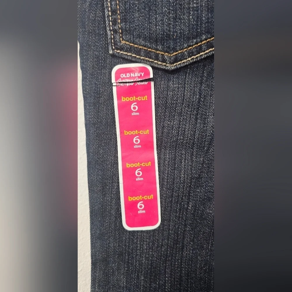 Old Navy Boot-Cut Girls Jeans Size 6 Slim-NWT